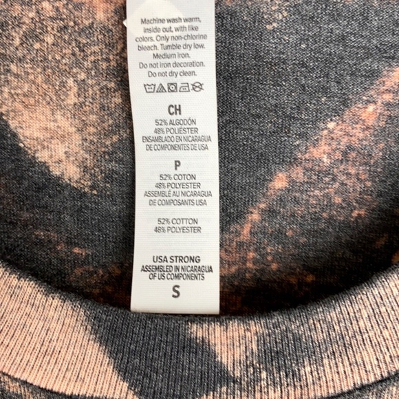 Bella + Canvas Lynyrd Skynrd Graphic T-Shirt - Picture 6 of 6